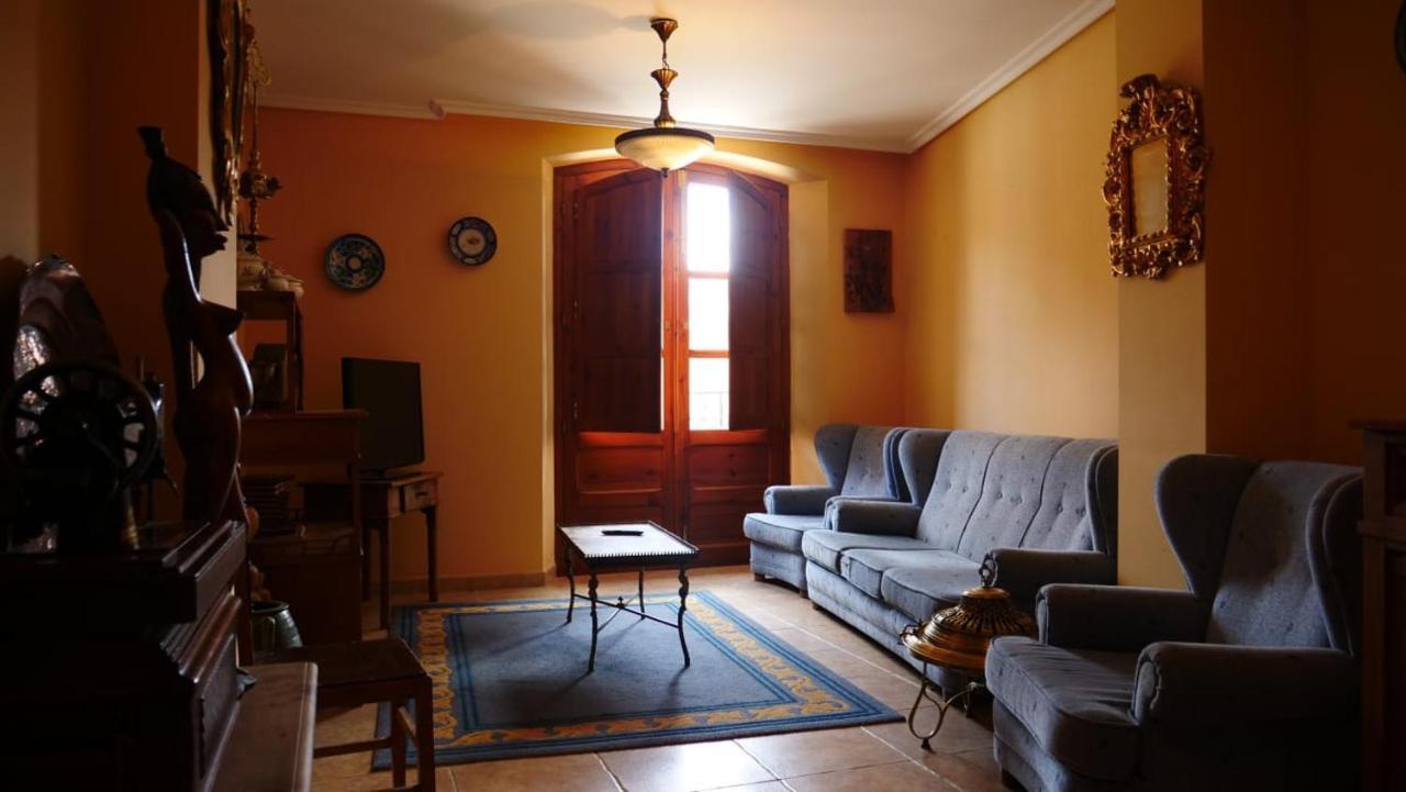 Casa Rural Plaza Vieja Saldaña Екстериор снимка